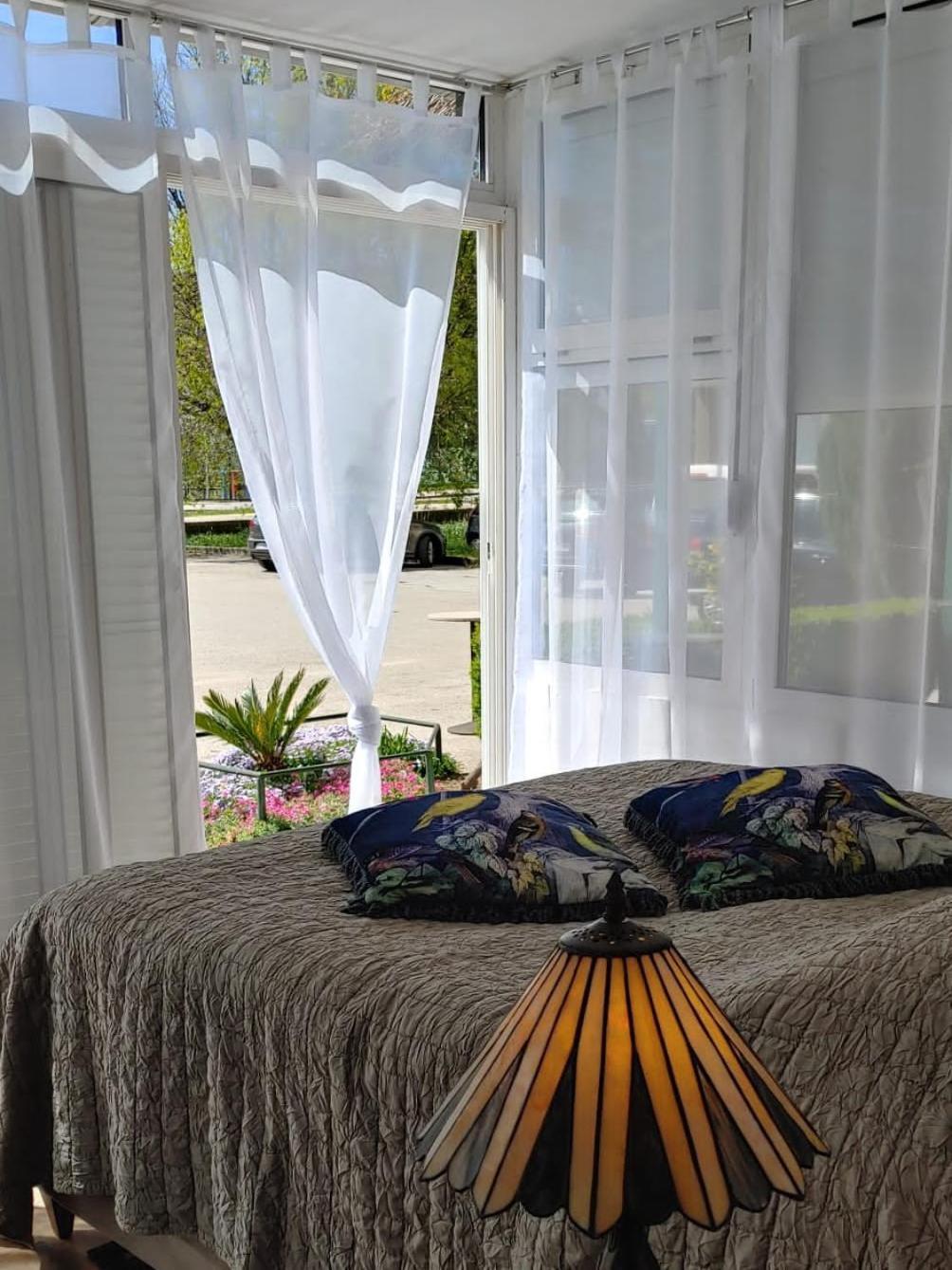Piccolo Apartman Knin Kültér fotó